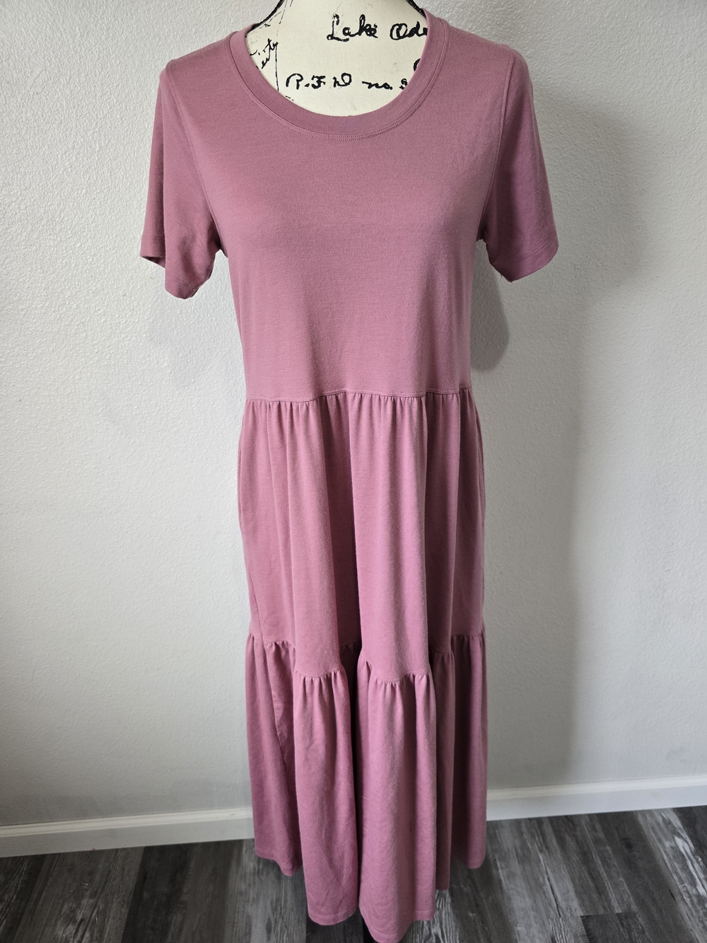Woolx Lucia Dress Medium in Mesa Rose Pink Small - Picture 2 of 13